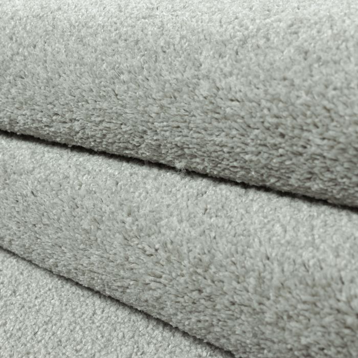Ata vloerkleed laagpolig rechthoek 200x290cm crème