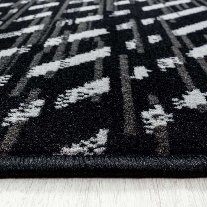 Base Swift vloerkleed laagpolig rechthoek 120x170cm zwart