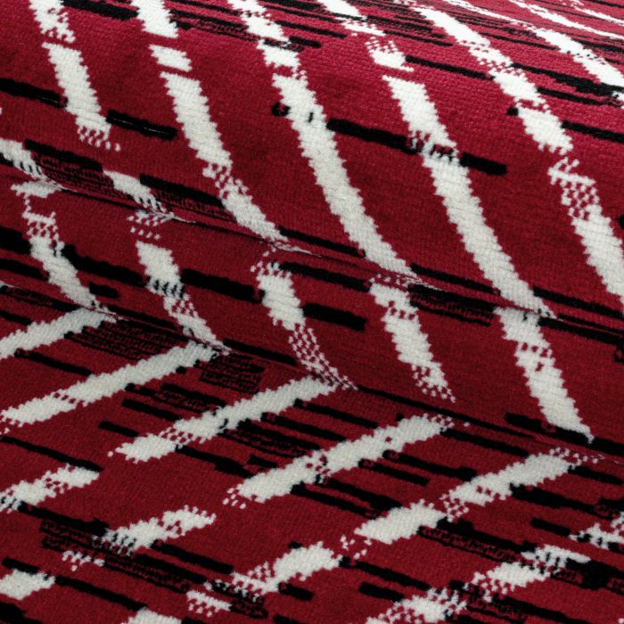 Base Swift vloerkleed laagpolig rechthoek 160x230cm rood