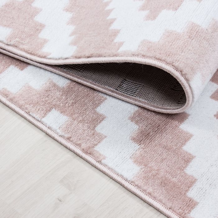 Plus Rhombus vloerkleed laagpolig rechthoek 160x230cm roze