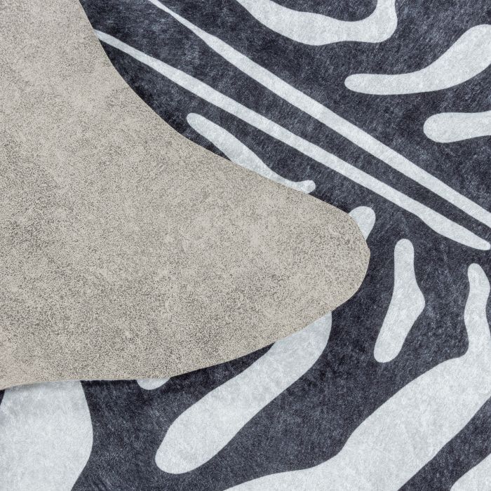 Etosha Zebra antislip vloerkleed platgeweven rechthoek 100x135cm imitatie dierenhuid zwart