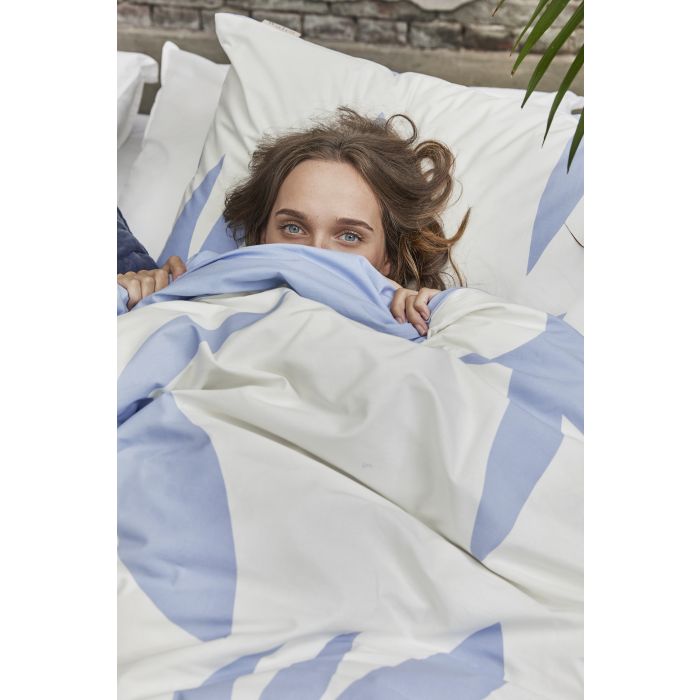 Simple Leaves dekbedovertrek 240x220cm gebroken wit/jeans blauw