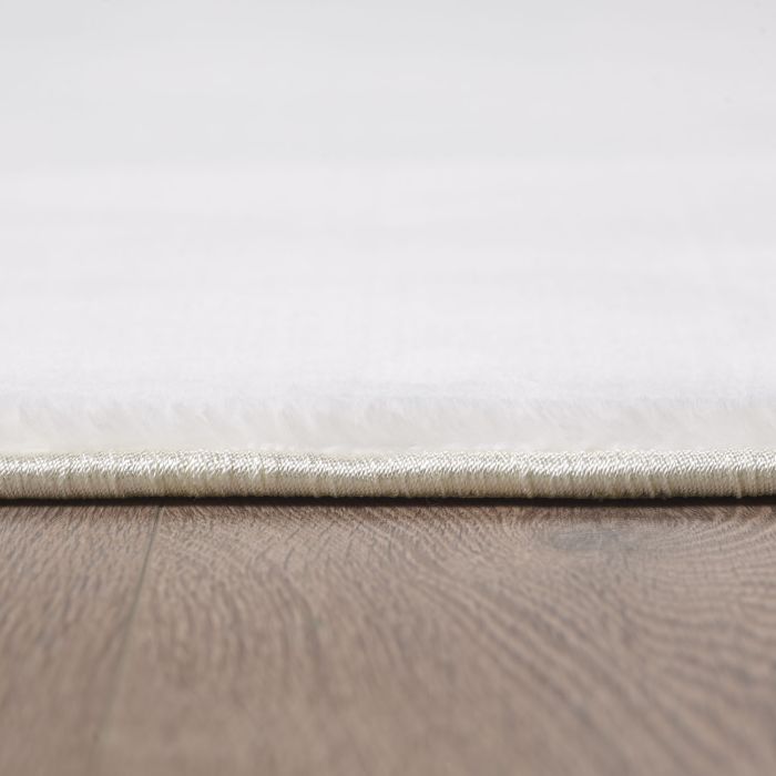 Luxy vloerkleed hoogpolig rechthoek 200x290cm wit