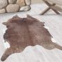 Etosha Koe antislip vloerkleed platgeweven rechthoek 100x135cm imitatie dierenhuid bruin